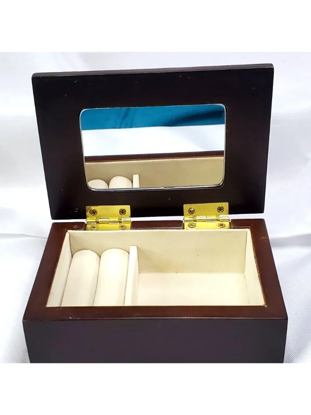 N/A mahogany wooden